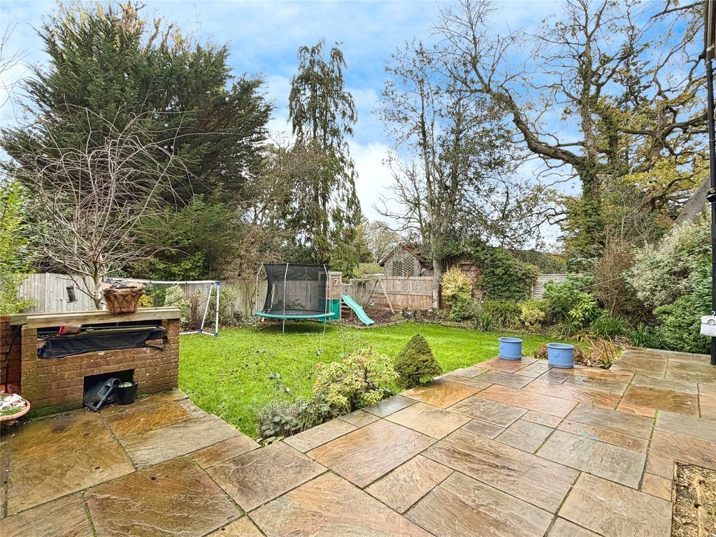 Property photo 2 of 17 Picture No. 22