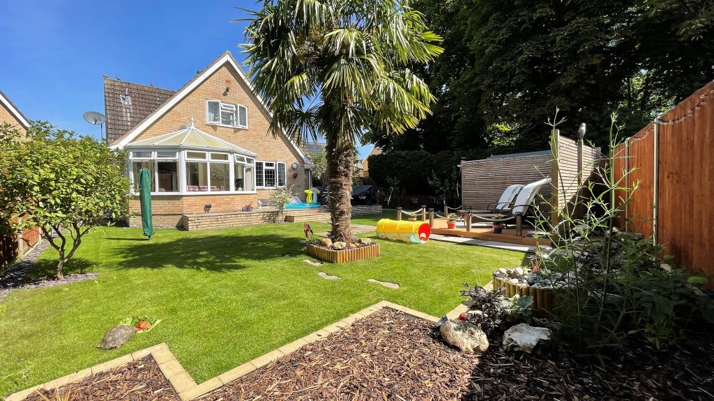 Property photo 3 of 23