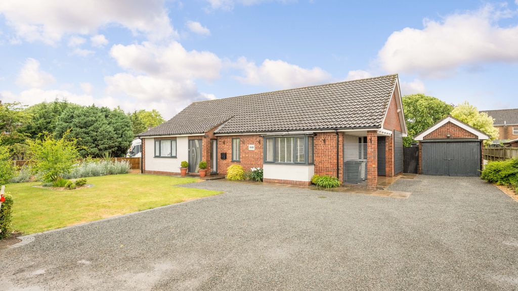 Property photo 1 of 34