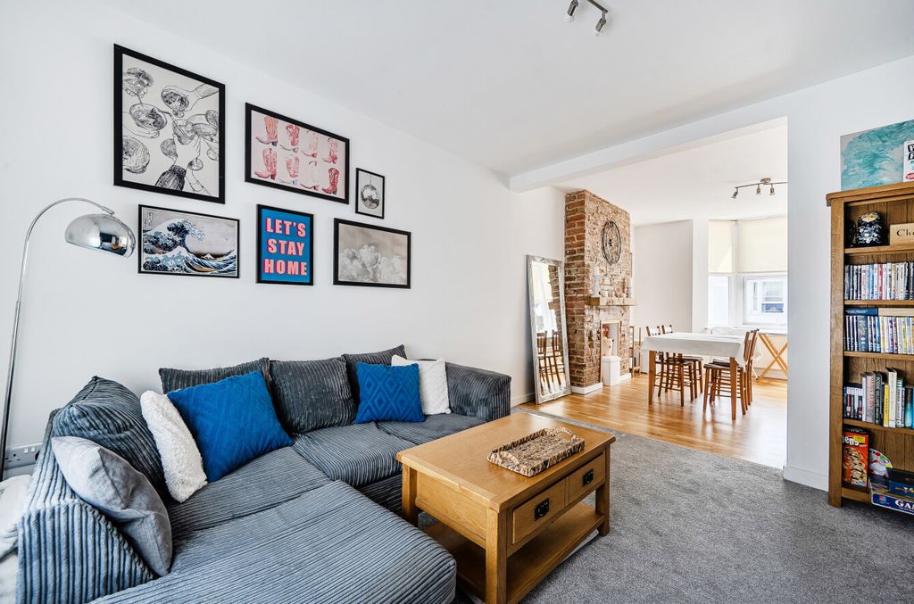 Property photo 2 of 13 1425958-8-69c12d0...