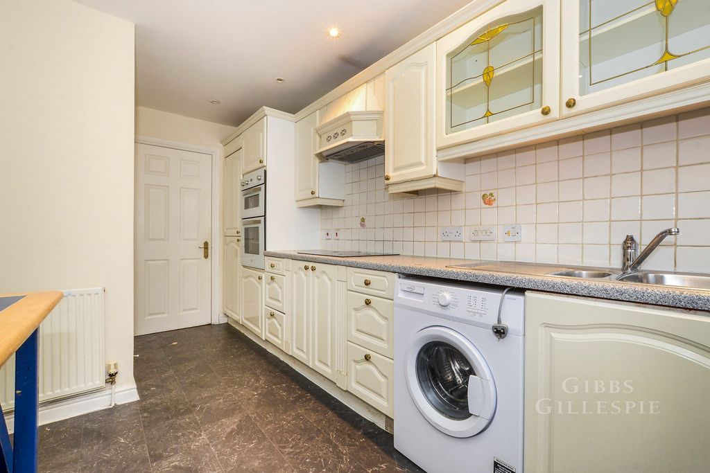 Property photo 3 of 17 Pbox-Img.Jpg