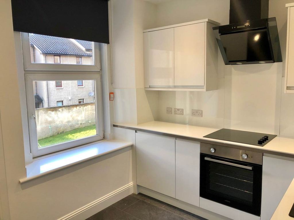 Property photo 3 of 15 Kitchen