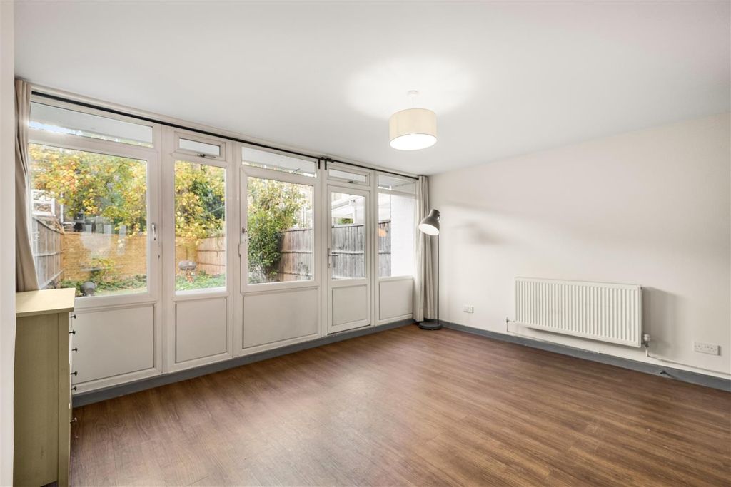 Property photo 3 of 14 13-16.Jpg