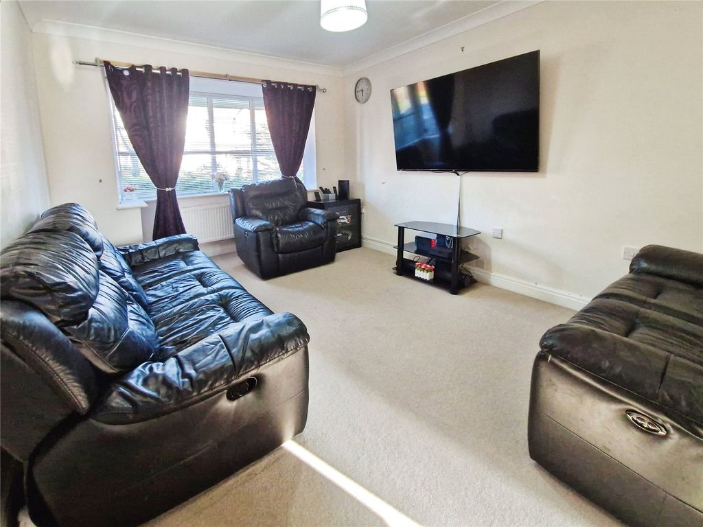 Property photo 2 of 24 Picture No. 02
