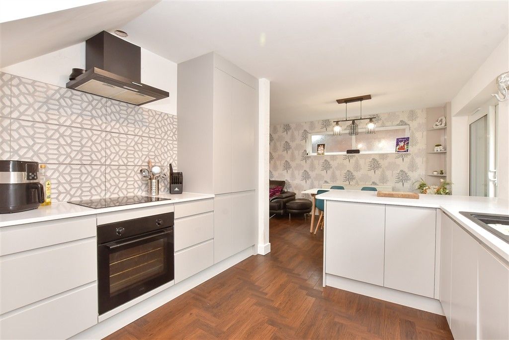 Property photo 1 of 13 External Front Web..