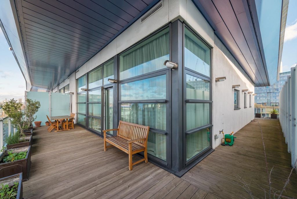 Property photo 1 of 14 Picture No. 32