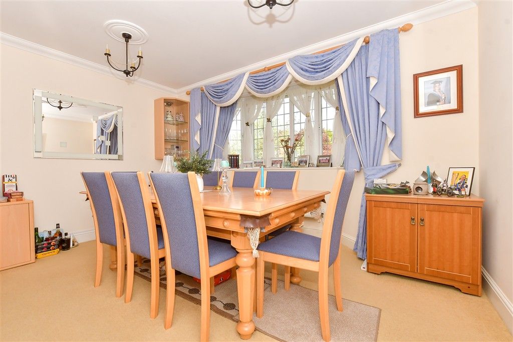 Property photo 3 of 13 Dining Room