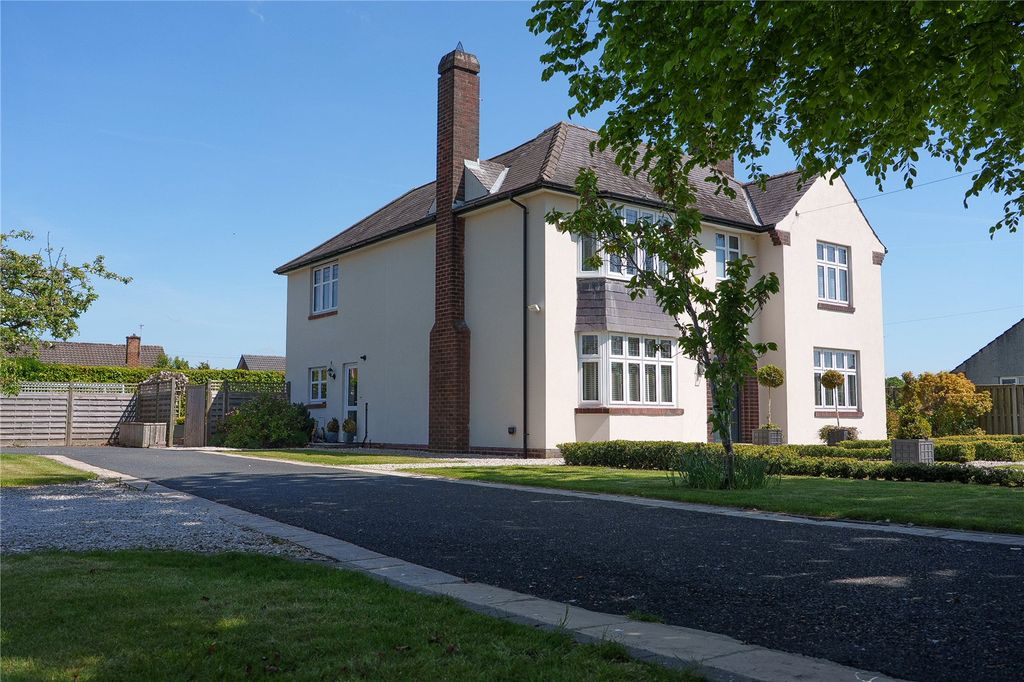 Property photo 2 of 14 Picture No. 02