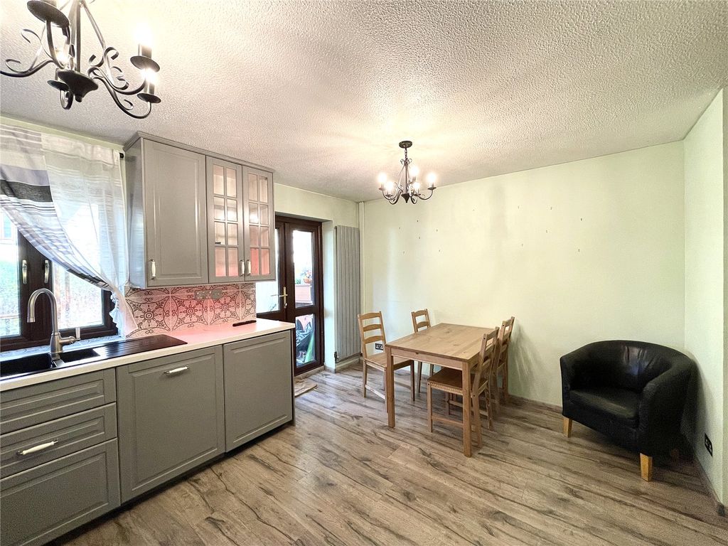 Property photo 3 of 5 Picture No. 06