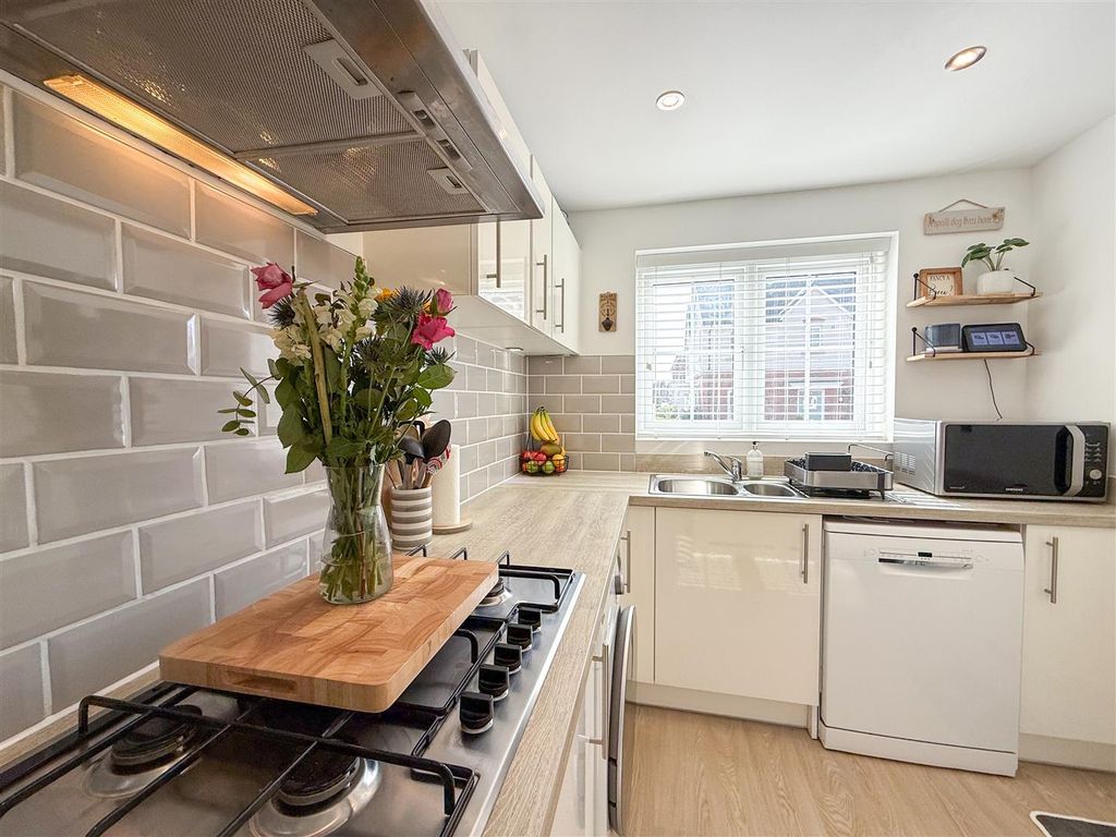 Property photo 3 of 33 20260317_105729552_Ios.Jpg