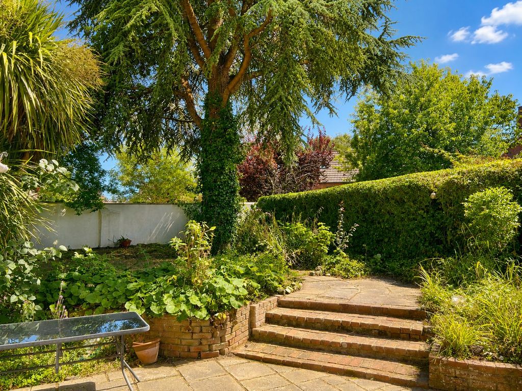 Property photo 3 of 16
