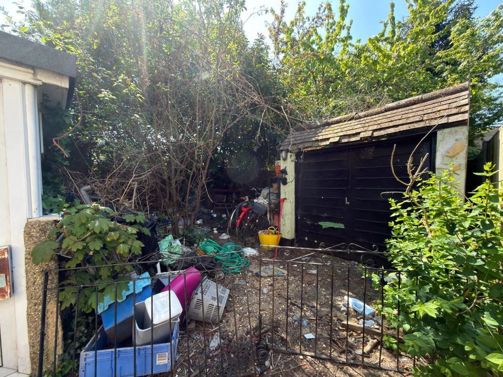 Property photo 2 of 2