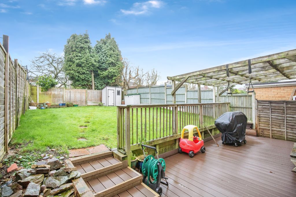 Property photo 2 of 18 F7330B41-Mw-10699