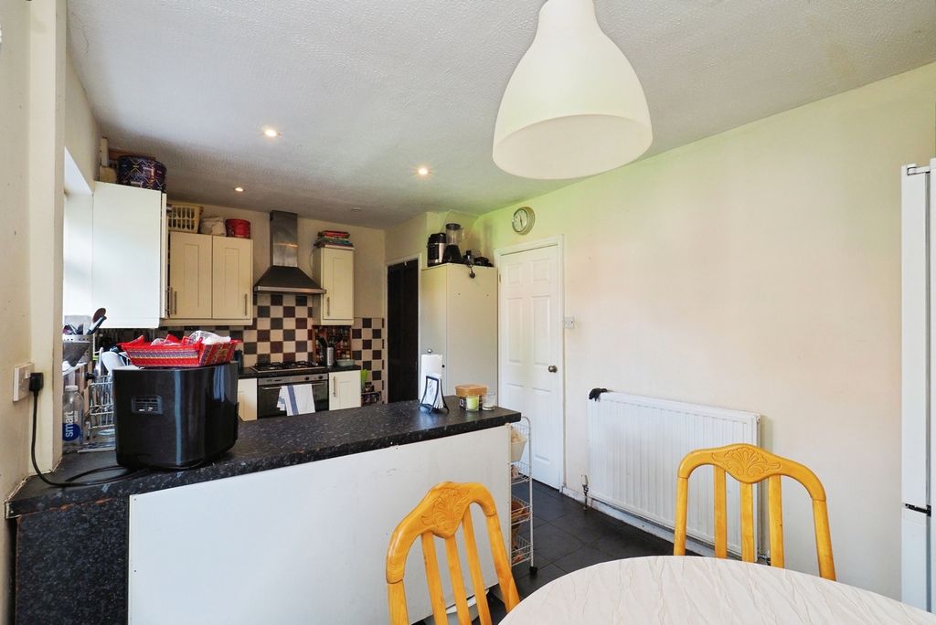 Property photo 3 of 15 Pbox-Img.Jpg
