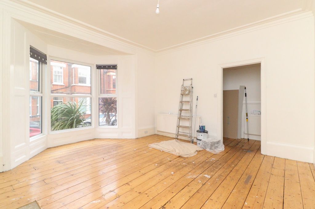 Property photo 2 of 15 Picture 2