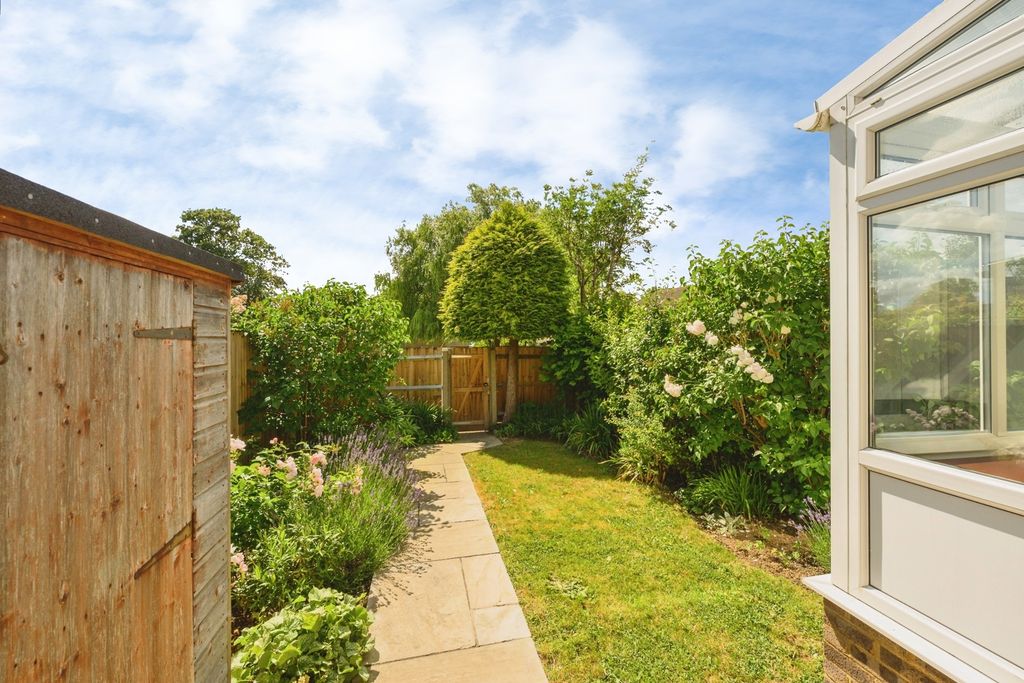 Property photo 3 of 16 Pbox-Img.Jpg