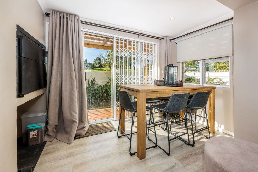 Property photo 3 of 22 Dbv1739191