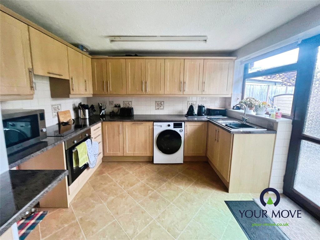 Property photo 2 of 24 Picture No. 02