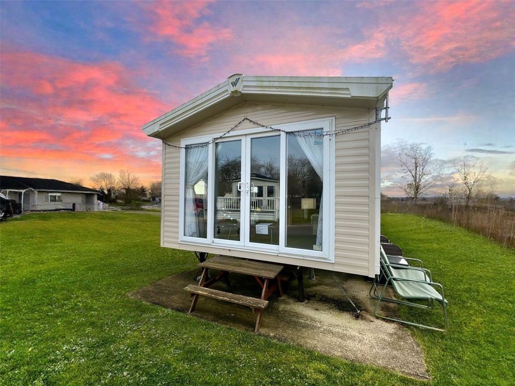 Property photo 1 of 18 Picture No. 01