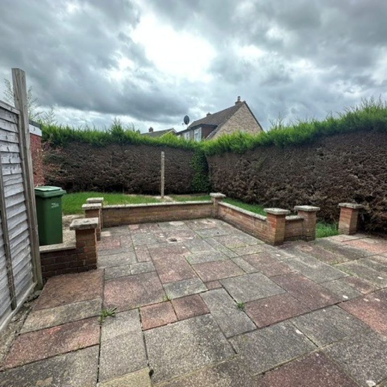 Property photo 2 of 10