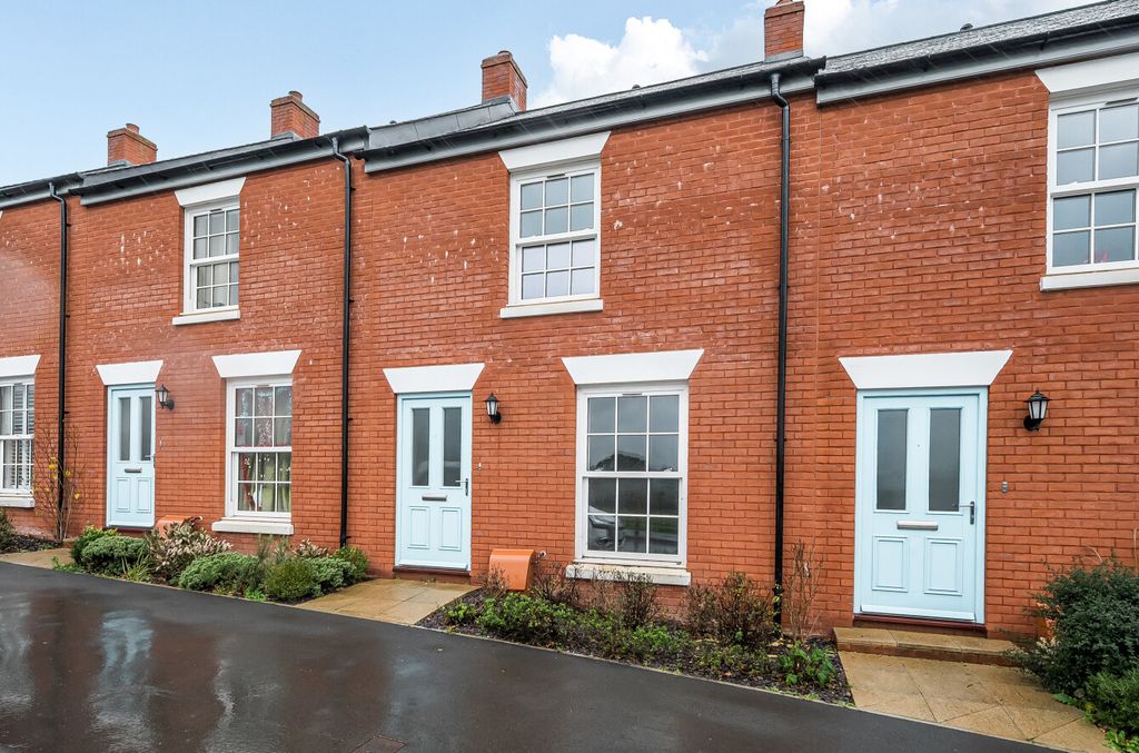 Property photo 1 of 23 1389193-1-69400E3...