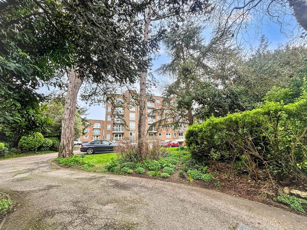 Property photo 1 of 17 The Fieldings.Jpg