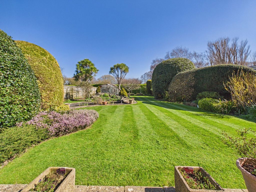 Property photo 2 of 19