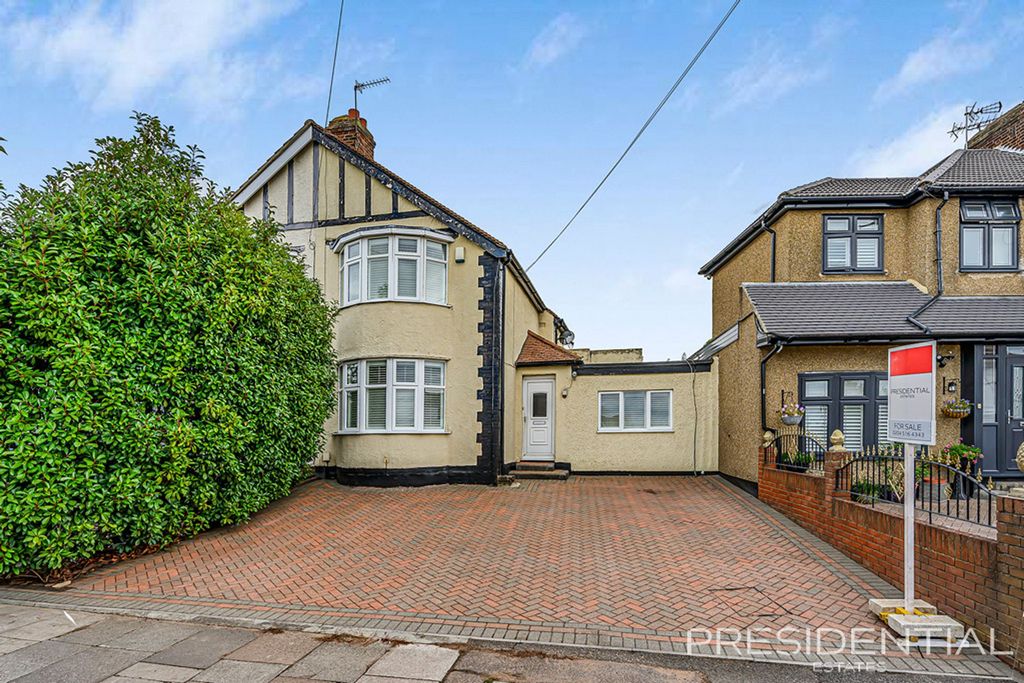 Property photo 1 of 27