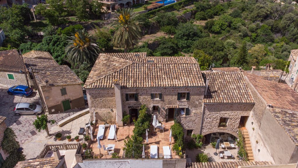 Property photo 1 of 27 1 (4).Jpg