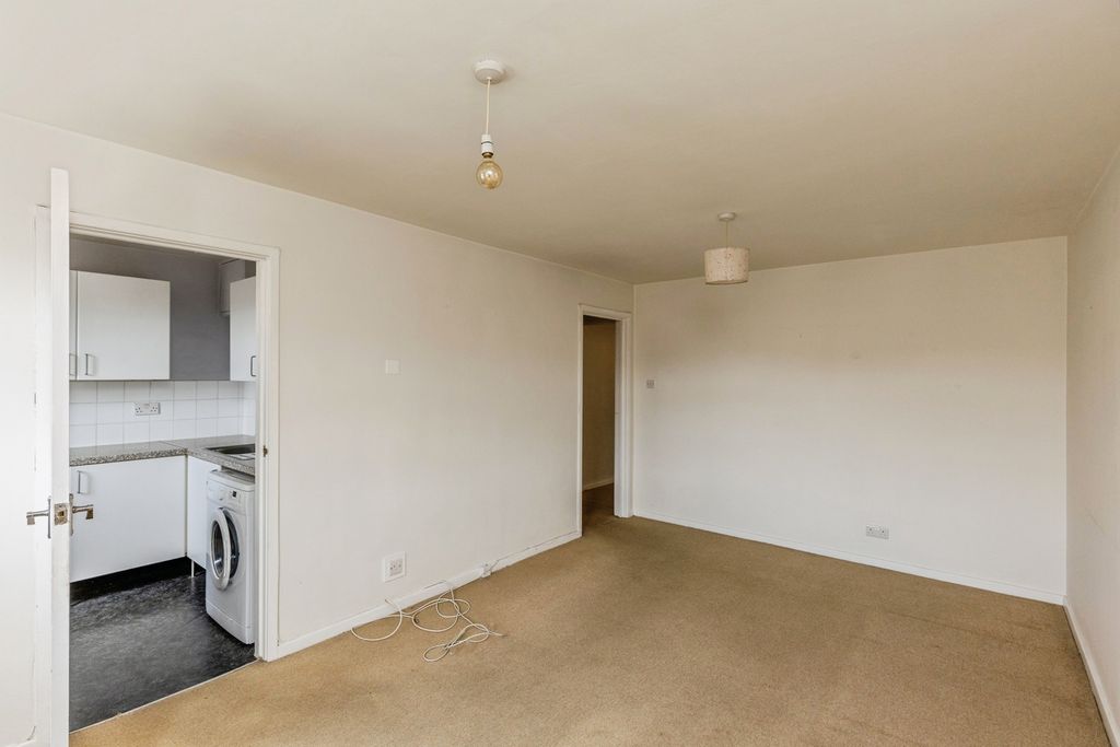 Property photo 3 of 14 Pbox-Img.Jpg