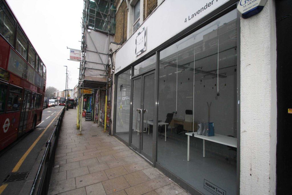 Property photo 2 of 10