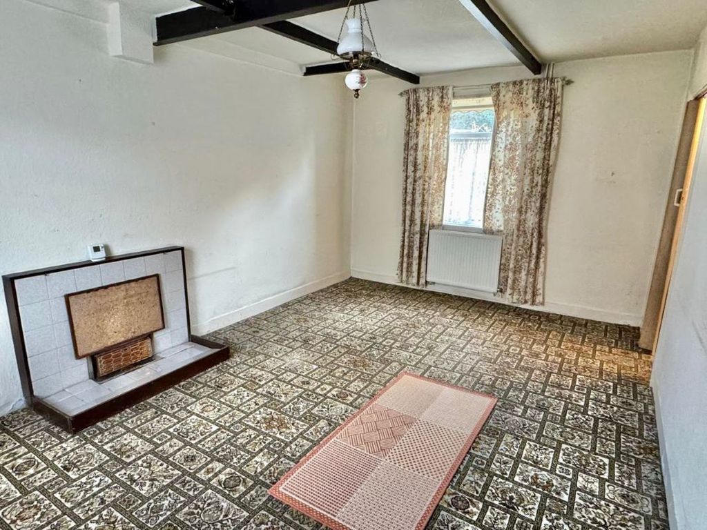 Property photo 2 of 10 Image 2