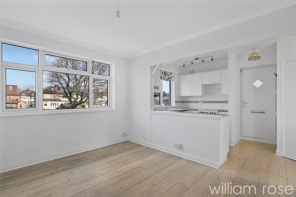 Property photo 3 of 13 Img_3776.Jpg