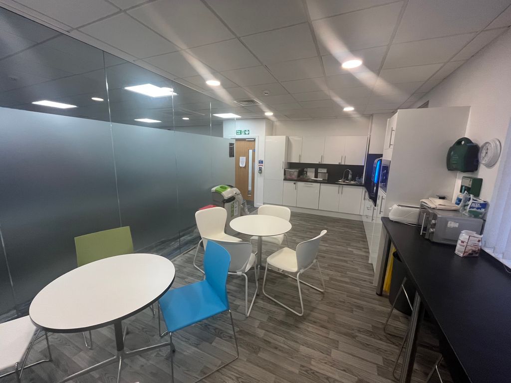 Property photo 2 of 5