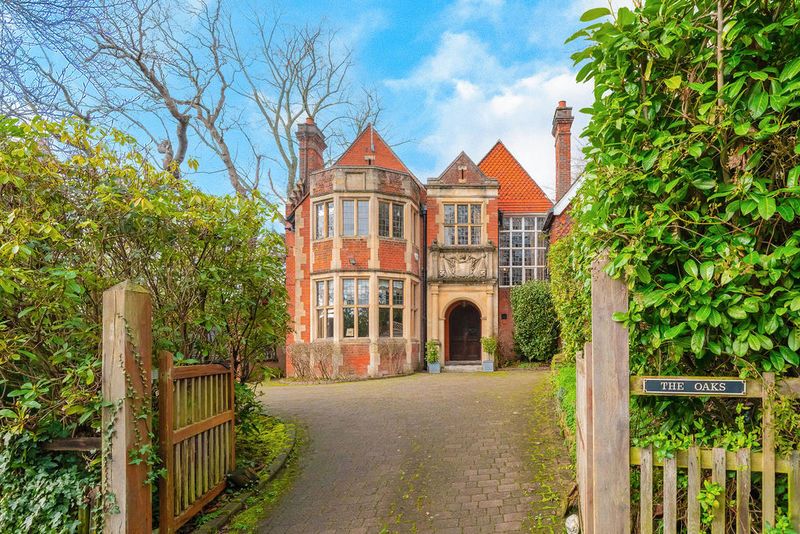 Property photo 1 of 64 Photo 54