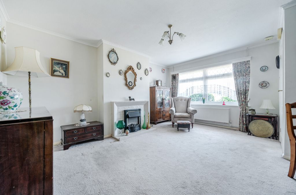 Property photo 2 of 14 1495073-14-6A5E2c...