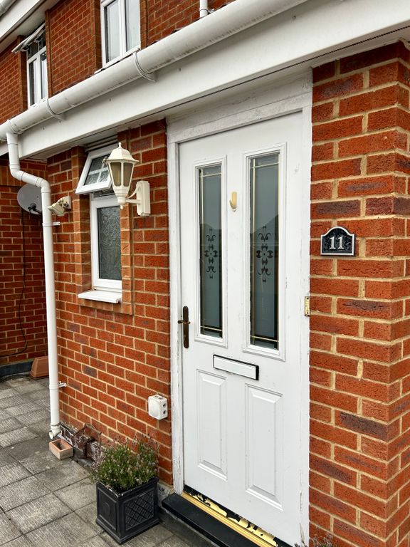 Property photo 3 of 6 11 Pirelli Way - Entrance