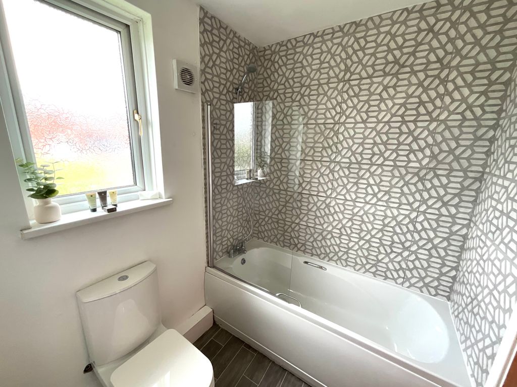 Property photo 3 of 7 Img_5522