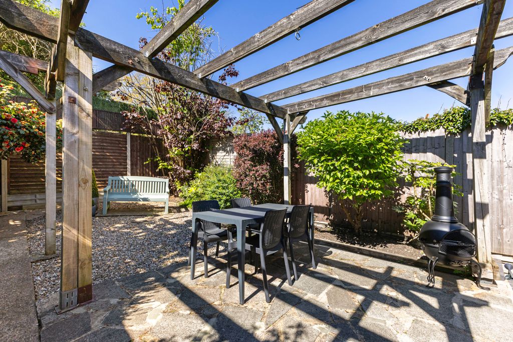 Property photo 1 of 25