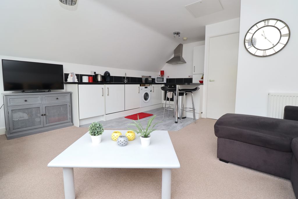 Property photo 2 of 13 Img_5742
