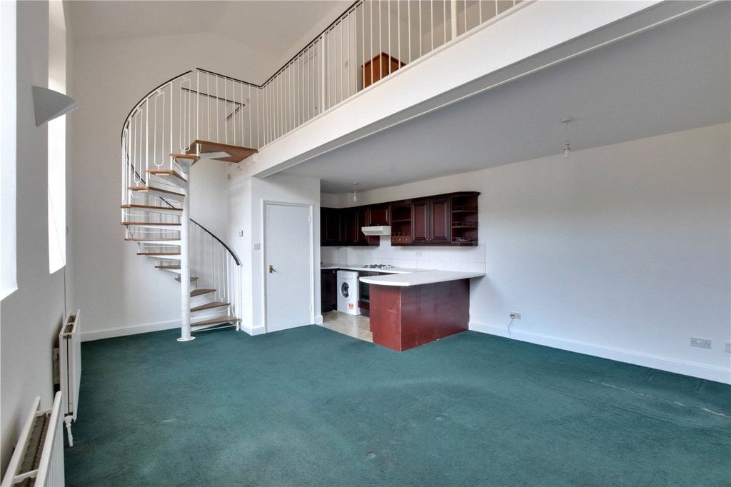 Property photo 1 of 11 Picture No. 04