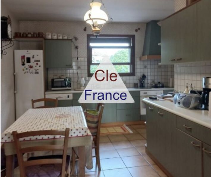 Property photo 3 of 16
