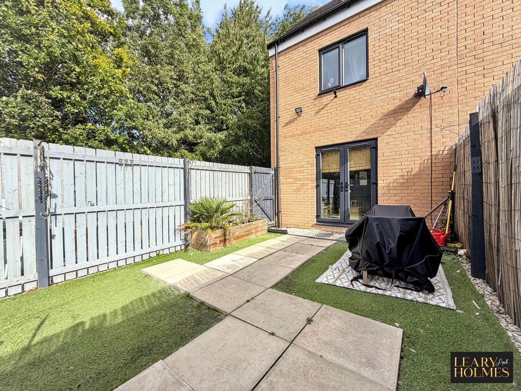 Property photo 3 of 24