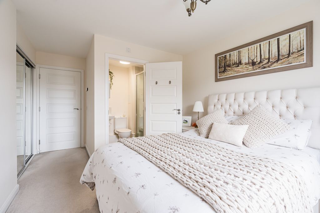 Additional image 8 of 2 bed flat for sale4/1 Bowbridge Crescent, Edinburgh EH17