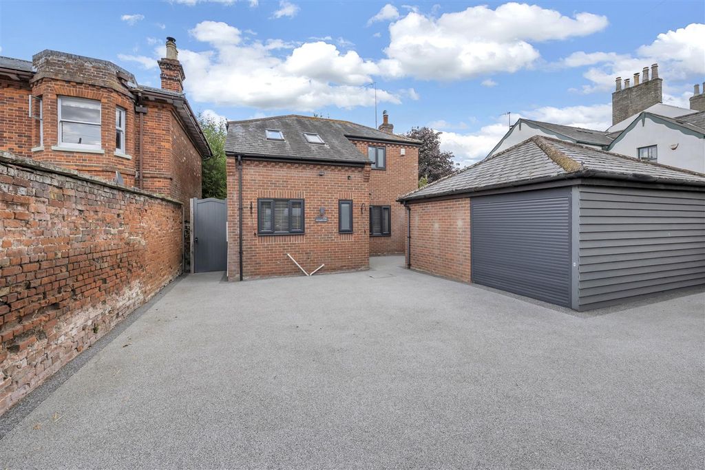 Property photo 1 of 15 Dcp_9611.Jpg