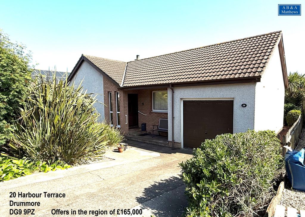 Property photo 1 of 9 Front