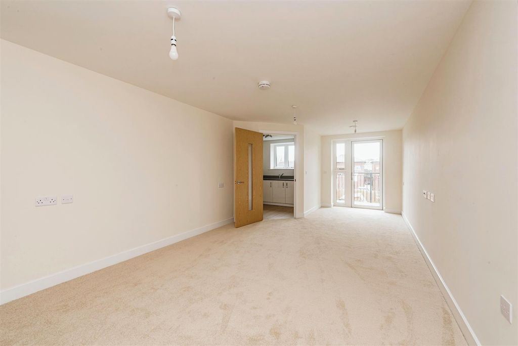 Property photo 3 of 25 18Williamhouse-2.Jpg