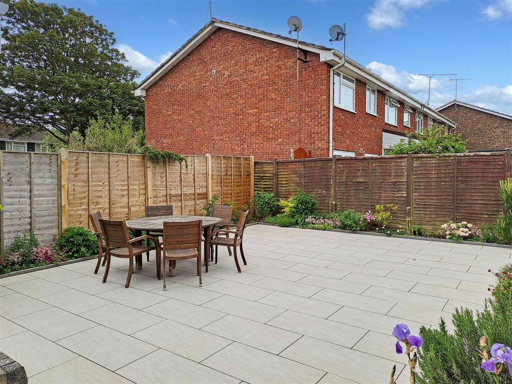 Property photo 2 of 12 Rear Garden
