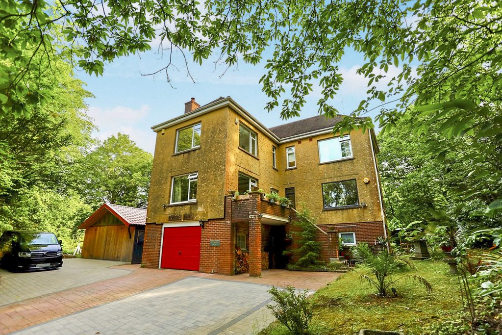 5 bed detached house for saleMaidstone Road, Ashford, 4 TN25