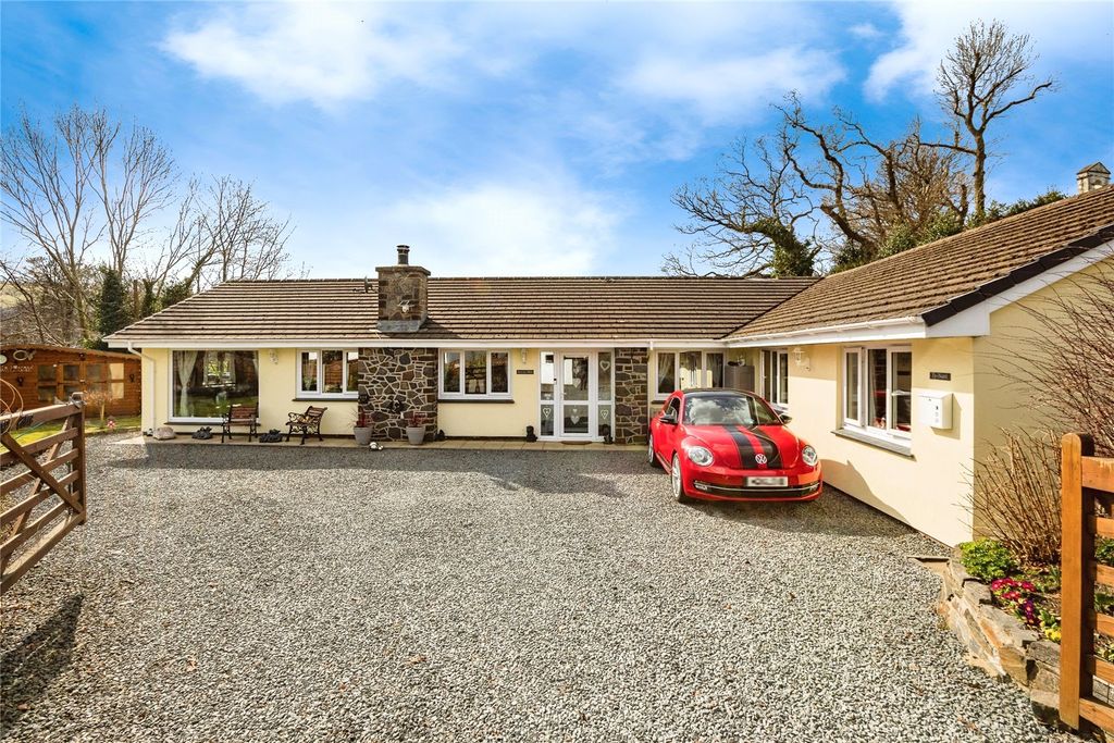 Property photo 1 of 43 Picture No. 08
